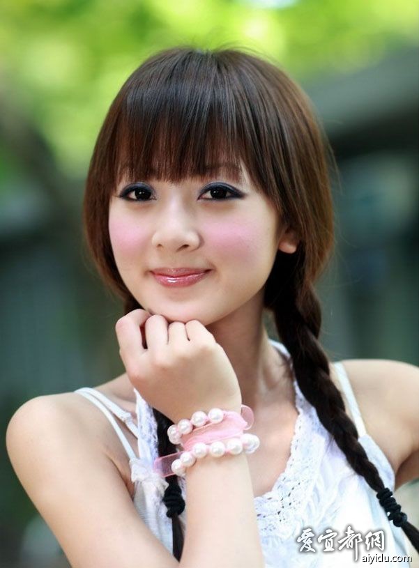 主题:校园般的<em>清纯美女图片</em>,扎上两小辫子,洁白